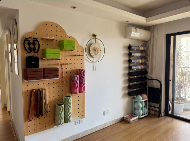 Home Gym Yoga Storage - Wooden Yoga Mat Holder Wall Mount